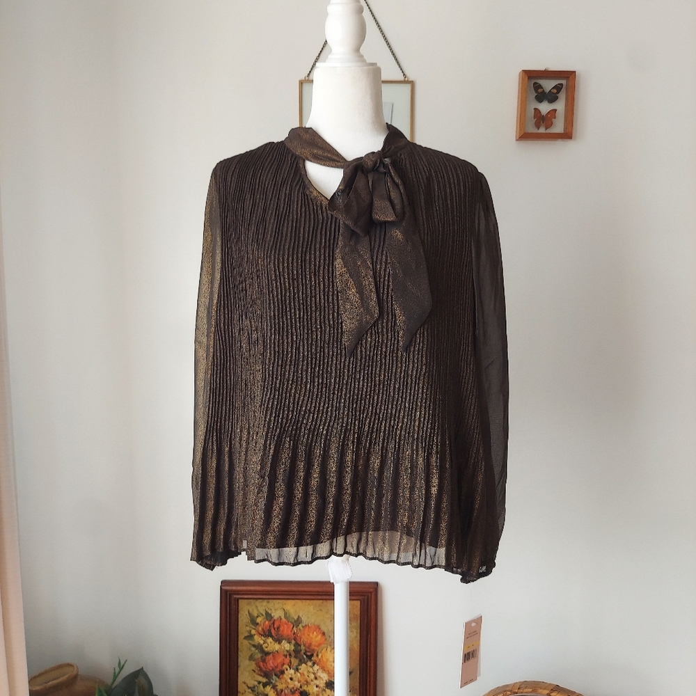 NWT Nanette Lepore Black & Gold Metallic Pleated Bow Neck Women Medium Blouse